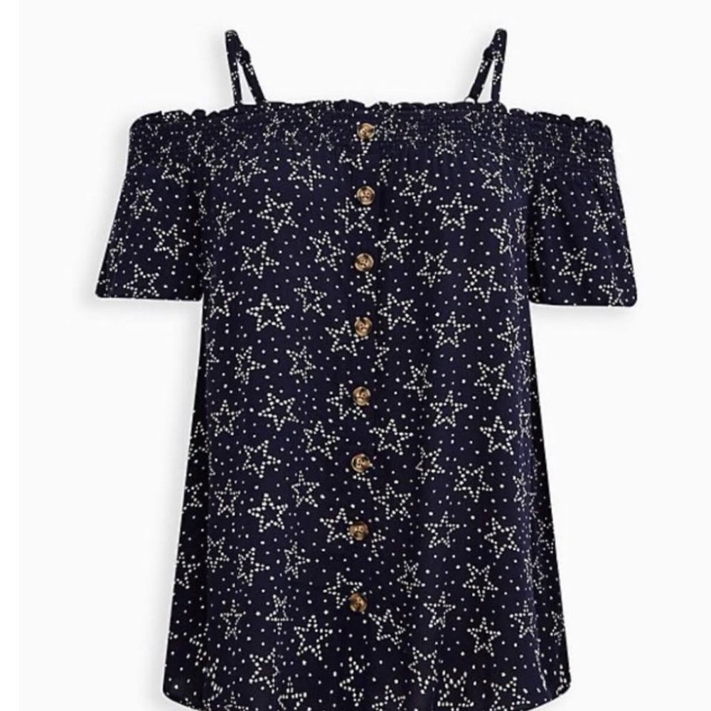 TORRID Rayon Crepe Smocked Cold Shoulder Top - TORRID size 1 = 14/16 = 1X